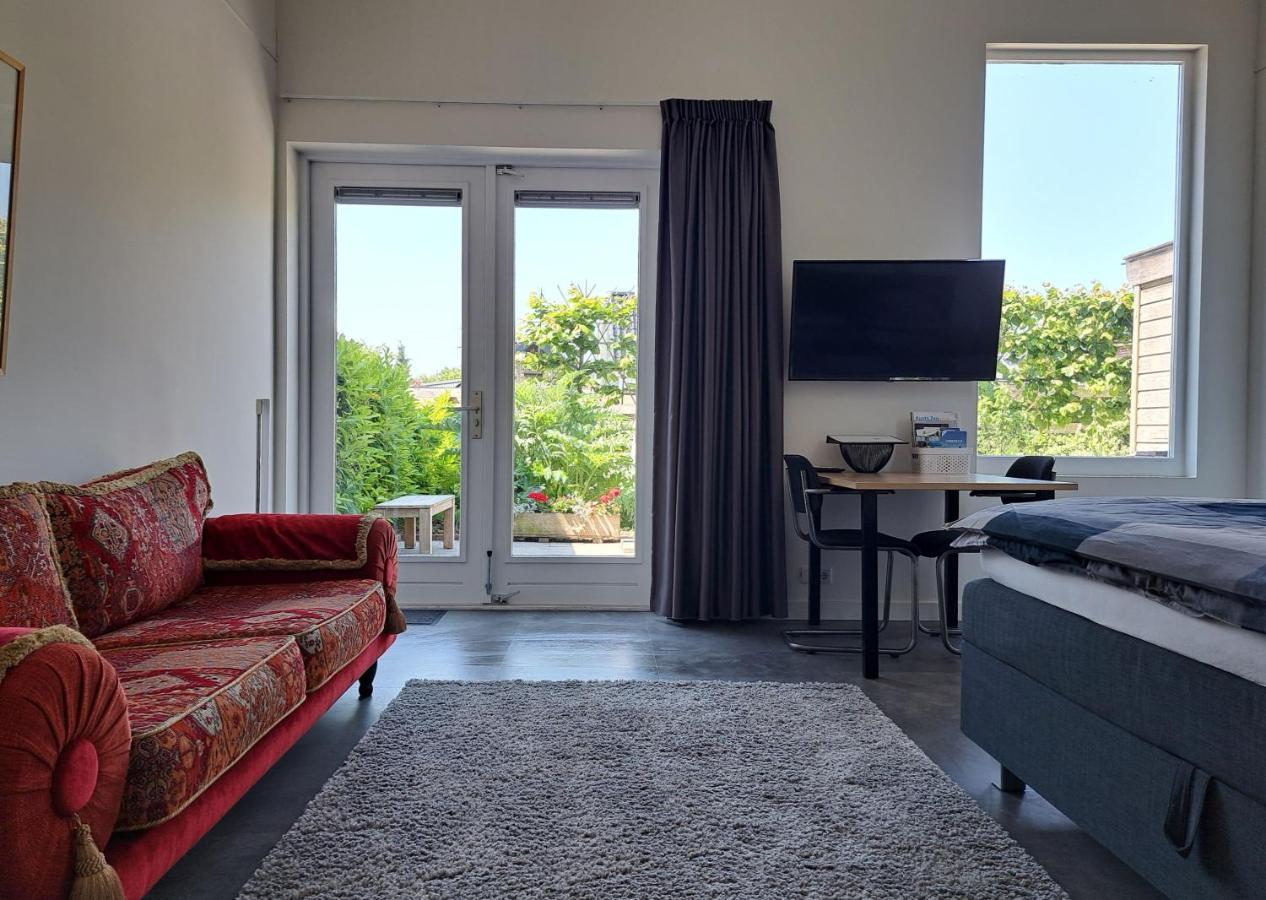 Luxe Ruime Studio Op Unieke, Rustige Locatie Докьом Екстериор снимка